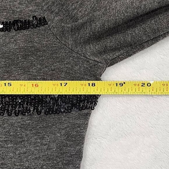 Van Heusen Gray Sequin Top Size extra small 3/4 Sleeve - Picture 4 of 12